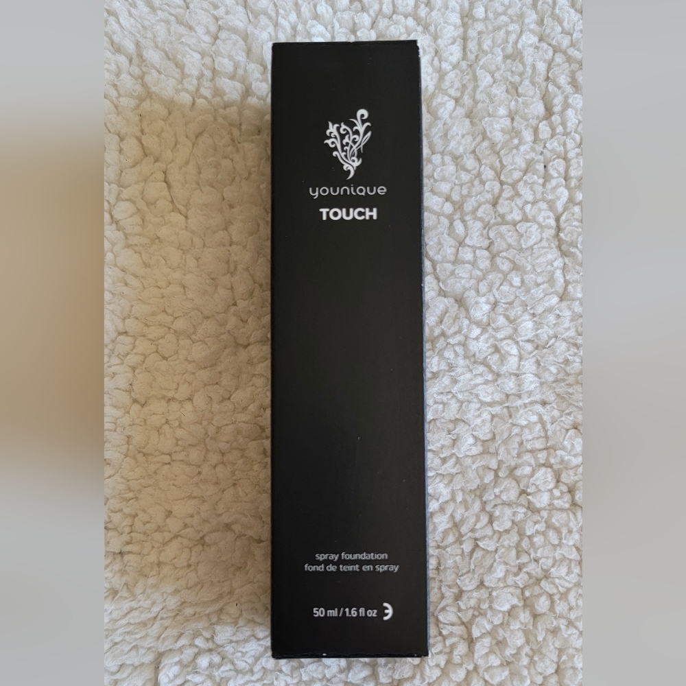 Younique Spray Foundation- Tulle